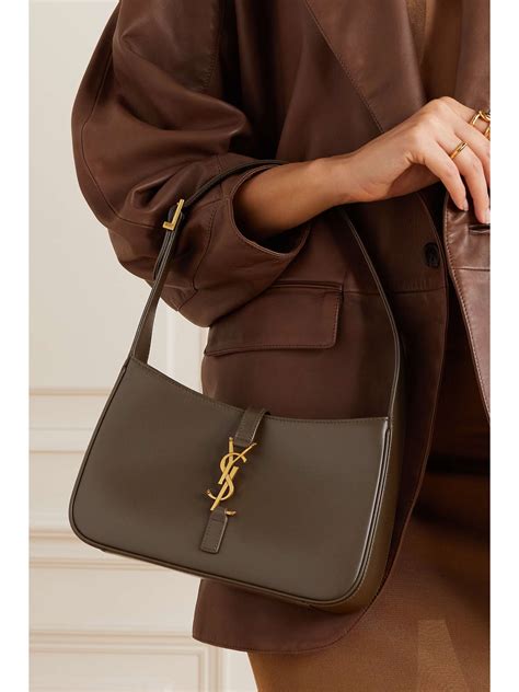 yves saint laurent sleeves 7 8|SAINT LAURENT Le 5 à 7 Supple small leather shoulder bag.